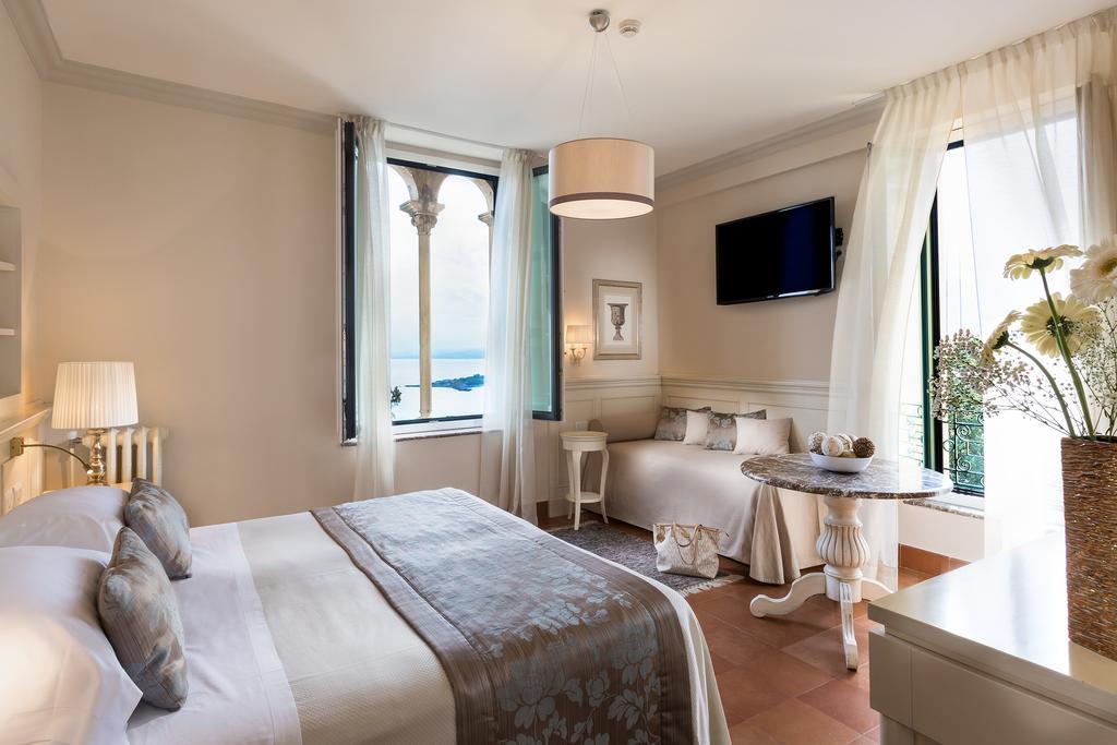 Hotel Villa Belvedere Taormina Bagian luar foto